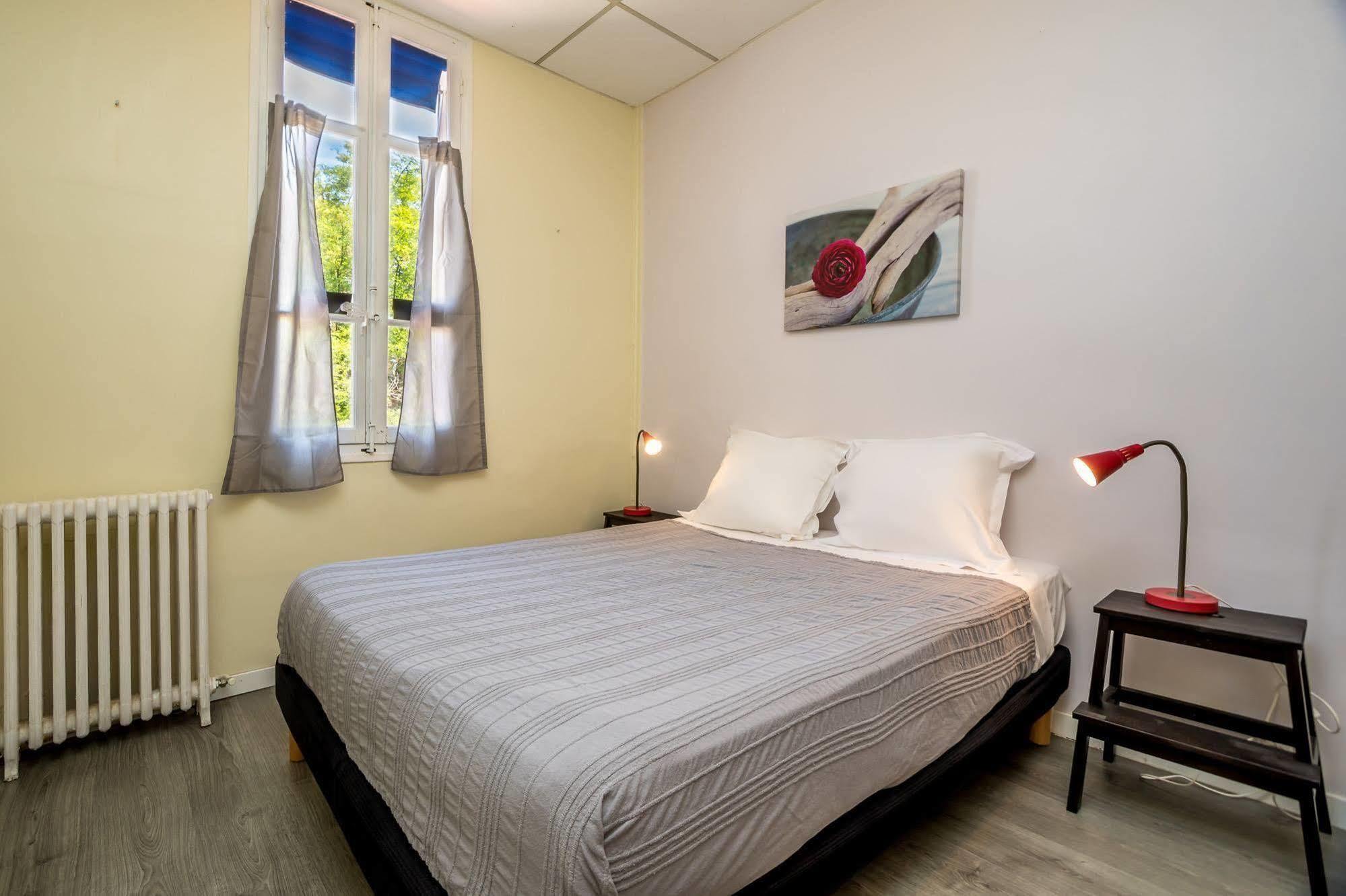 Hotel Des Moulins Allauch Luaran gambar